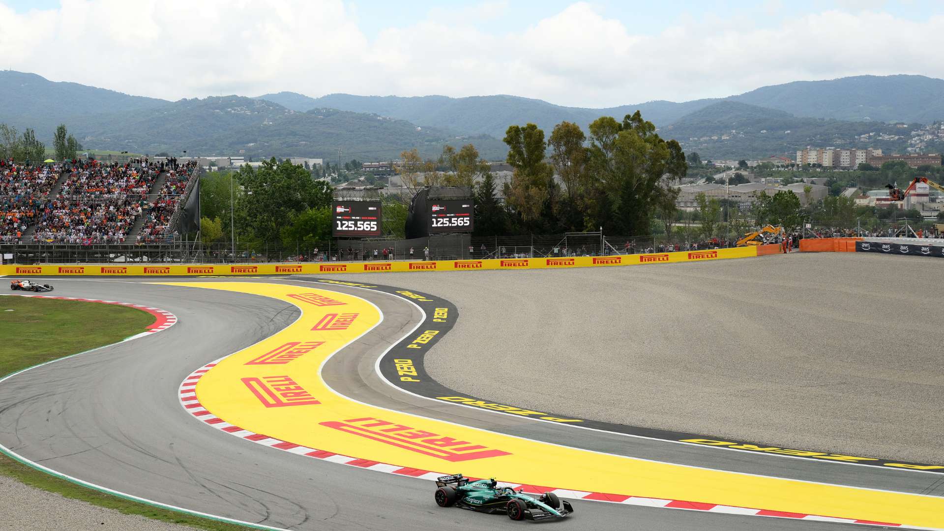 少的媒体关 少的媒体关