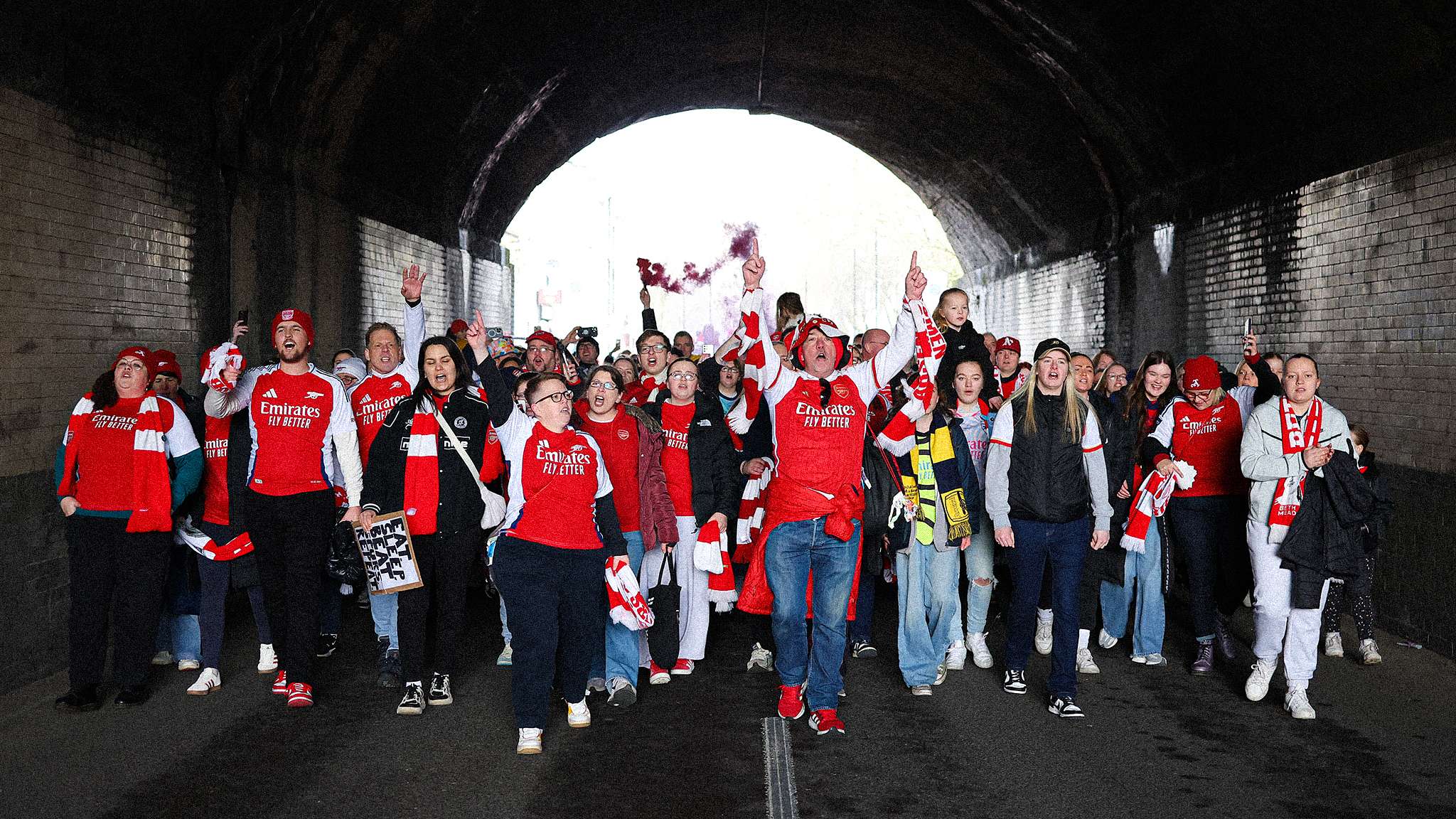 上的积极布 上的积极布